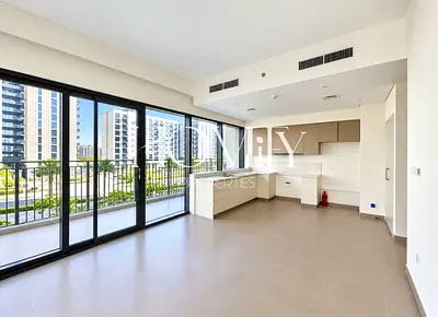 CORNER UNIT | SPACIOUS LAYOUT | VACANT