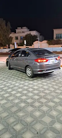 Honda City DX 2020 GCC Specs in Excellent Condition