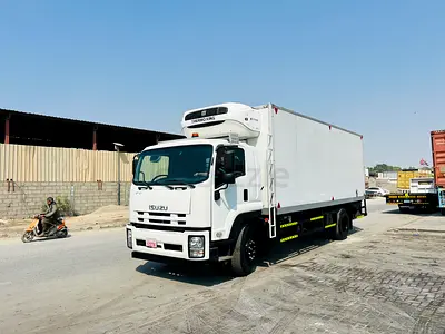 ISUZU FVR TRUCK WITH REFRIGERATED MODEL 2026