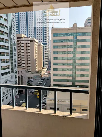 For rent in Al Majaz 3: an apartment with three bedrooms, three bathrooms, and a living room, featu