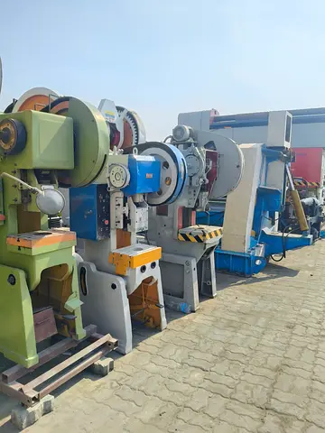 Used Industrial power-Press machine and Manufacturing Machines - Lot of Heavy Equipment