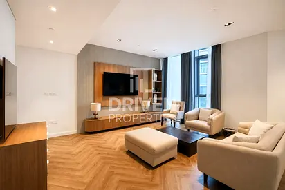 Upgraded | Best Priced | Rented | High Floor