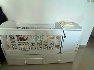 Baby cot