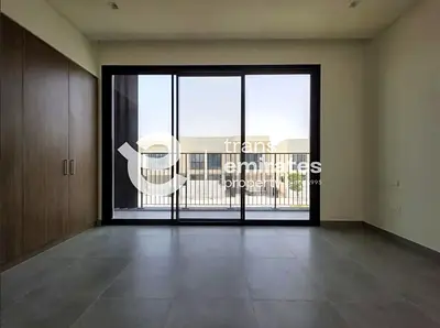 Spacious 2BR Townhouse | Maid’s Room | Double Row