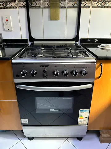 Used DeLonghi 5-Burner Gas Cooker with Oven - Good Working Condition