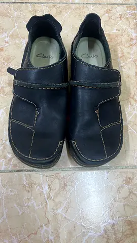 Clark's shoes genuine leather very comfortable size UK 9G fits for 42-44