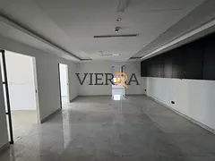 Specious area-Strategic Location-With 2 Parking