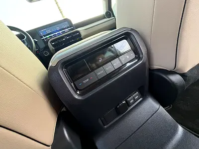 2024 Toyota PRADO — миниатюра 18