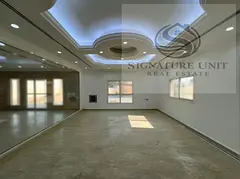 Spacious 5 BR Villa | Dual Kitchen | Private Garden