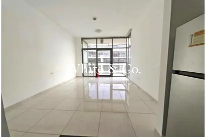 Spacious Chiller Free Studio | Golf Views