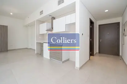 Bright and Sunny Studio Unit Just Perfect for You