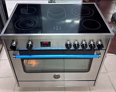 Bertazzoni 5Hubs digital electric ceramic cooker 90cm