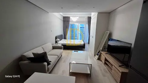 Fully Renovated | High Floor | Near Metro | Multiple Chqs