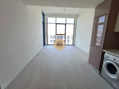 Luxurious 1BHK with fully fitted kitchen only 70k ready to move