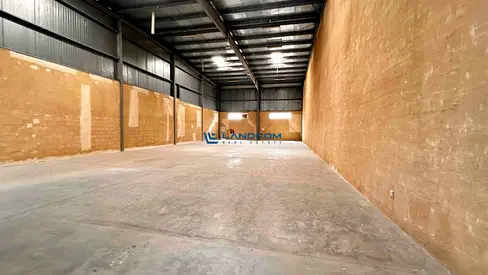 Road Facing | Insulated Warehouse | 10.4 KW Power