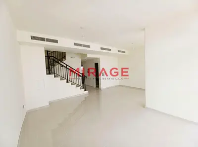 R2M14 Layout | 3BR+Maid | Closed Kitchen