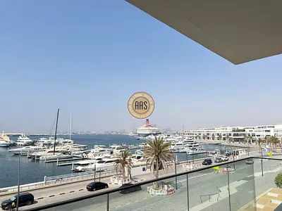 مارينا فيو 3 غرف نوم | مبنى سيجيت 4 | تراس الشرفة