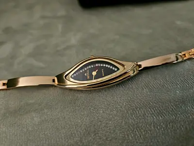 Gold-tone Slim Women's Bracelet Watch with Black Dial imperial geneve Swiss Made