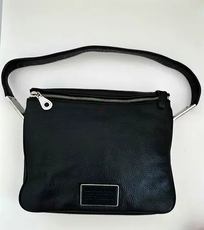 Pre-Loved Marc Jacobs work wear leather black bag (authentic vintage)