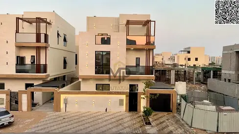 فيلا فاخرة للبيع في عجمان – تصميم متطور وموقع متميز | السعر يشمل تكييف الهواء المركزي ووصلات المرافق (الكهرباء