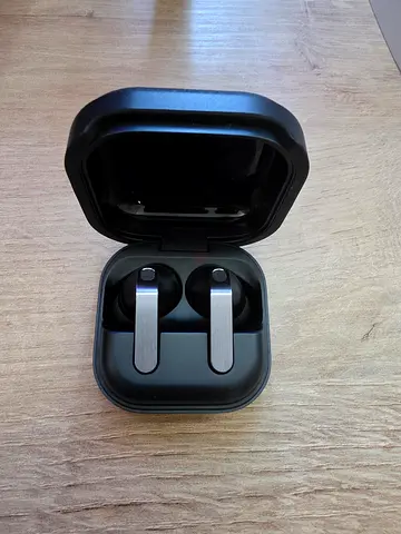 Galaxy buds 4 pro black