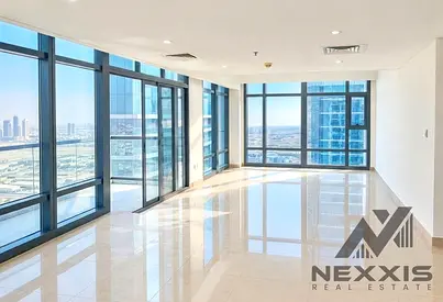 SPACIOUS | HIGH FLOOR | LAKE & SEA VIEW
