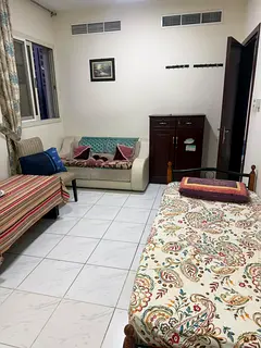 FURNISHED Decent Executive Private Room in Abu Shagarah for a single executive bachelor.