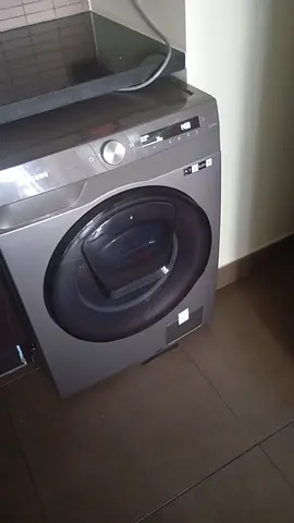 Samsung 9/6 kg washer dryer combined machine