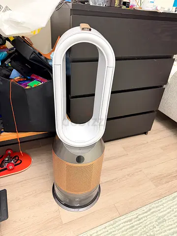 Dyson Pure Cool (air purifier/fan) — used, small crack on outer rim