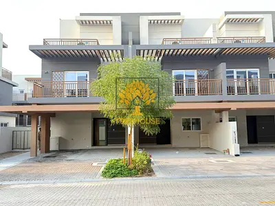 Stunning 4BR Townhouse || Well-Maintained || Ideal Family Rental