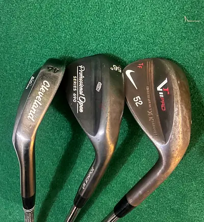 Set of 3 Golf Wedges - Cleveland, Nike V Pro and Professional Open
