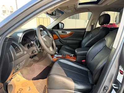 صورة مصغرة 13 لـ 2016 Infiniti QX70
