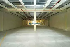 Large Warehouse with Mezzanine | Prime Location| High Ceiling