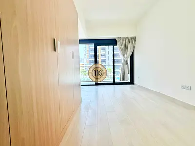 Luxurious & lavish studio •• spacious layout •• very hot offer •• chiller free •• Ready to move