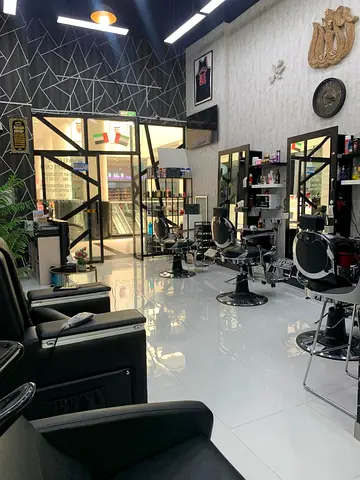 GENTS SALOON FOR SALE