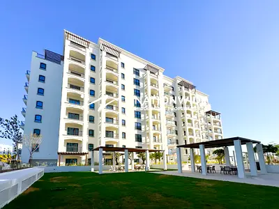 Good Deal | Furnished 1BR | Street+Community View