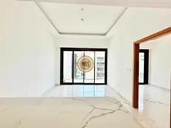 U shape kitchen •• very good size •• chiller free •• spacious layout •• pool view