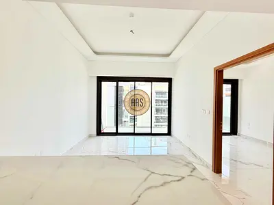 U shape kitchen •• very good size •• chiller free •• spacious layout •• pool view