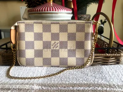 Louis Vuitton Mini Pochette