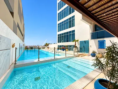 Boulevard View | Furnished | Balcony