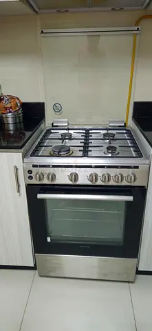 Gas Stove with Oven