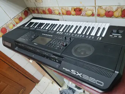 Yamaha PSR-SX920 Arranger Keyboard - Brandnew out of a box