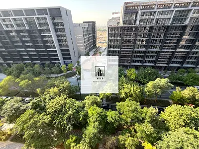 Boulevard 2BR | 3 Bath | 1,300 Sqft | Spacious Balcony
