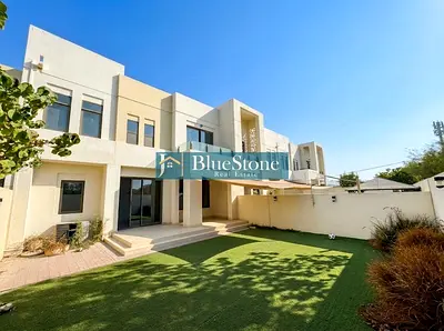Single Row | 4 Bedroom | Vacant