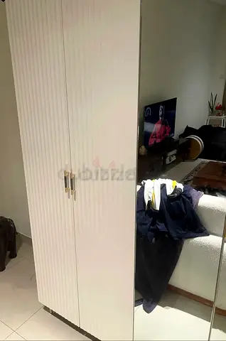 6 door wardrobe