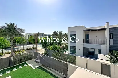 4 Bedroom | Family Living | Corner Unit