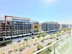 Boulevard view •• spacious layout •• very hot offer •• luxurious & lavish studio •• 