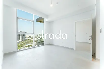 Spacious | High floor | Available Now
