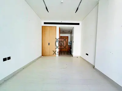 Unfurnished Studio | Cozy Living | Vacant