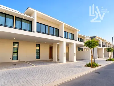 Single Row | Vacant | 3BR + Maids